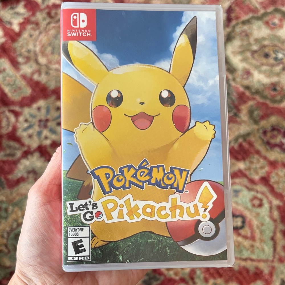 New factory sealed - Nintendo Switch Pokémon Let's Go Pikachu! - Red and Yellow